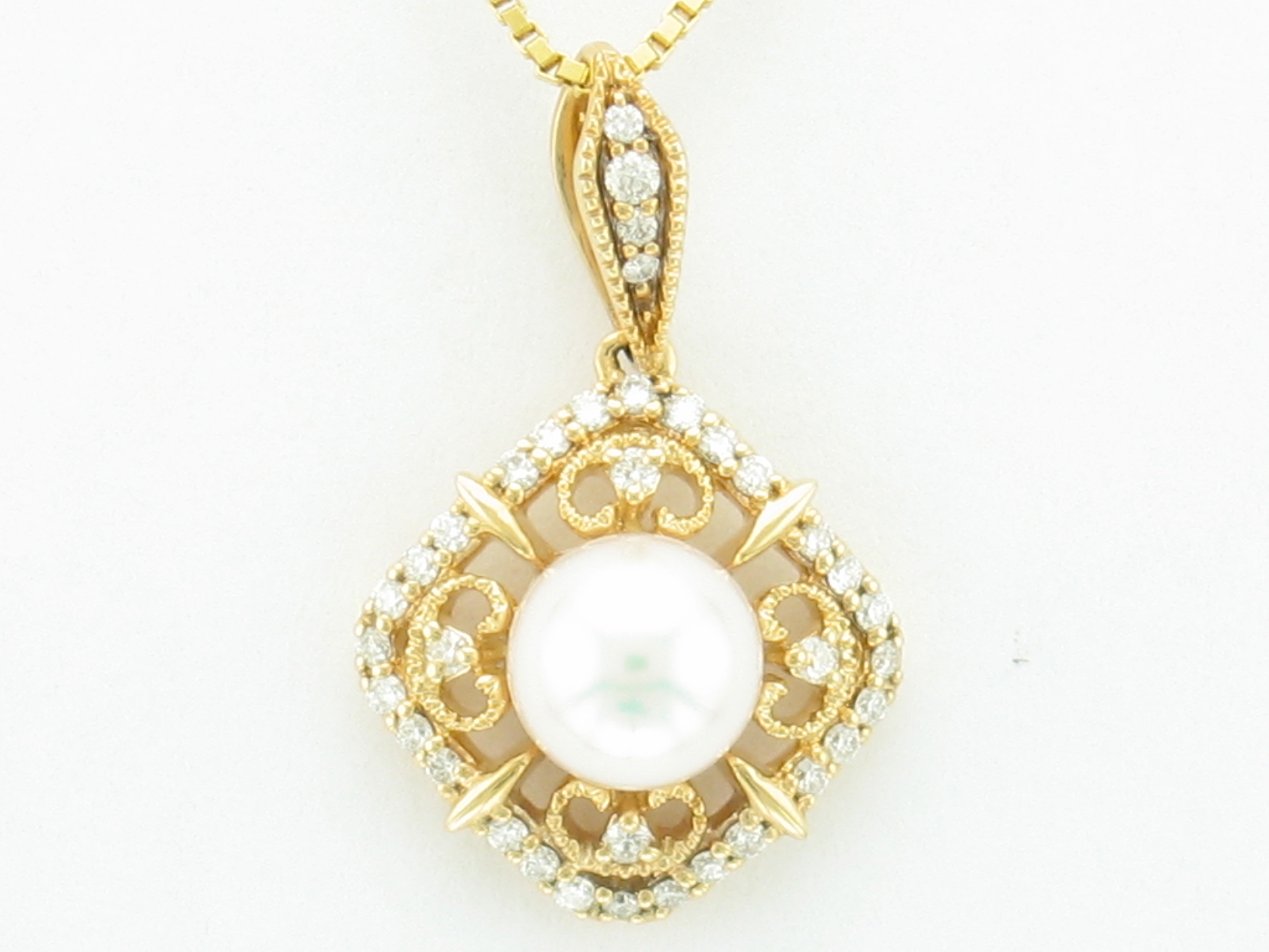 Pendant by Imperial-Deltah, Inc.